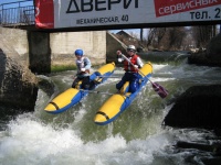 5-7 апреля 2013 года будут проходить  Открытый Чемпионат Челябинской области по спортивному туризму на водных дистанциях и Открытый Чемпионат Озёрского городского округа «Апрельская струя 2013» по спортивному туризму. Дисциплина – дистанция водная 0840005